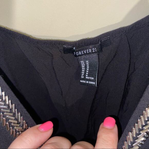 FOREVER 21 Beaded detail romper M - Picture 4 of 5